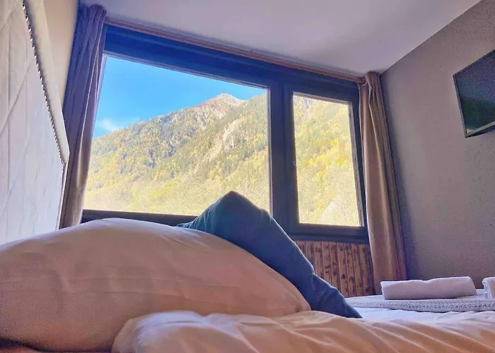 Fantastic By The With Mountain View